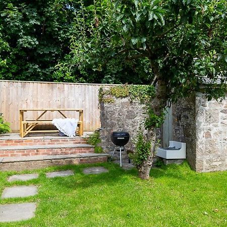 Charlestown Cottage, Woodburner, Gardens & Parking Ngoại thất bức ảnh
